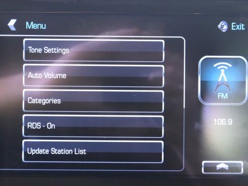 Used 2018 Chevrolet Traverse LT AWD/4WD image 17