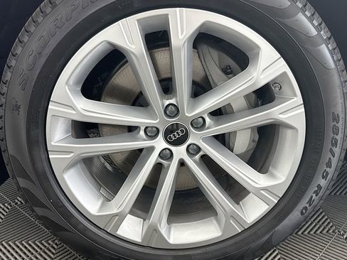 Used 2026 Audi Q7 3.0T Premium Plus w/ Premium Plus Package image 29