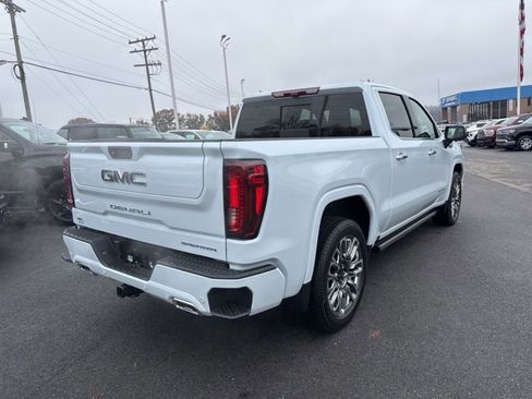 New 2026 GMC Sierra 1500 Denali Ultimate image 5