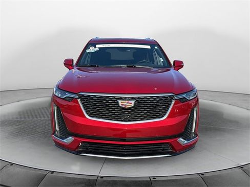 Certified 2025 Cadillac XT6 Premium Luxury image 2
