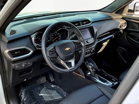 Used 2023 Chevrolet TrailBlazer ACTIV image 14