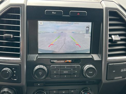 Used 2016 Ford F150 XLT w/ Equipment Group 302A Luxury AWD/4WD image 27