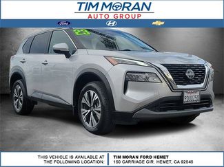 Used 2023 Nissan Rogue SV video 1