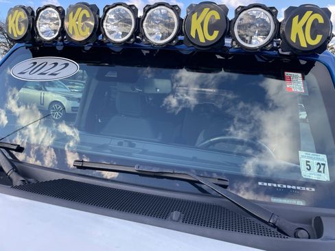 Used 2022 Ford Bronco Outer Banks image 38