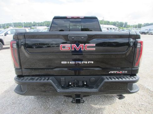 New 2026 GMC Sierra 2500 AT4X AWD/4WD image 6
