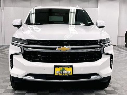 Used 2024 Chevrolet Suburban LS AWD/4WD image 4