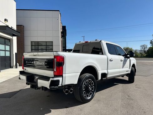 Used 2025 Ford F250 Platinum AWD/4WD image 4