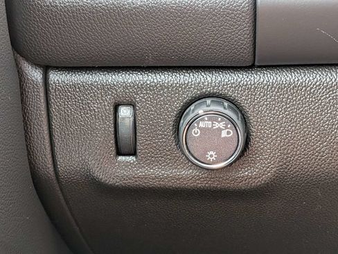 Used 2022 Chevrolet Colorado LT w/ Fleet Safety Package RWD image 23