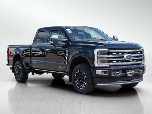Used 2024 Ford F350 Platinum w/ FX4 Off-Road Package AWD/4WD image 7