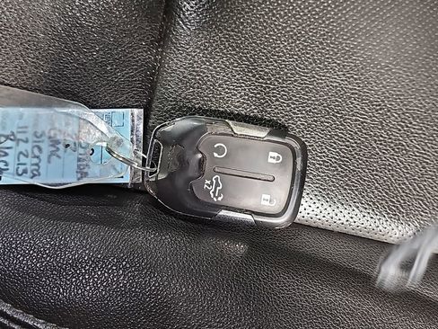 Used 2022 GMC Sierra 1500 SLT w/ SLT Premium Plus Package image 41