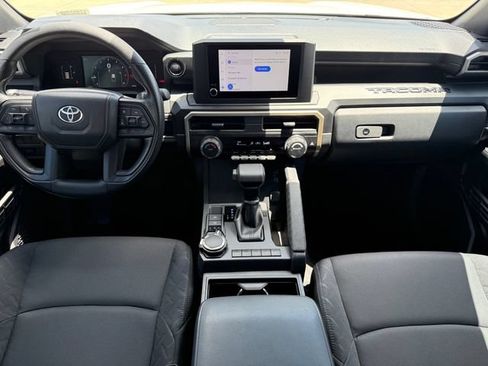 Used 2026 Toyota Tacoma SR AWD/4WD image 22