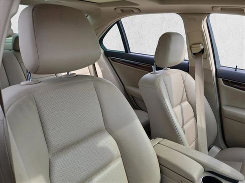 Used 2012 Mercedes-Benz C 250 Sedan image 14