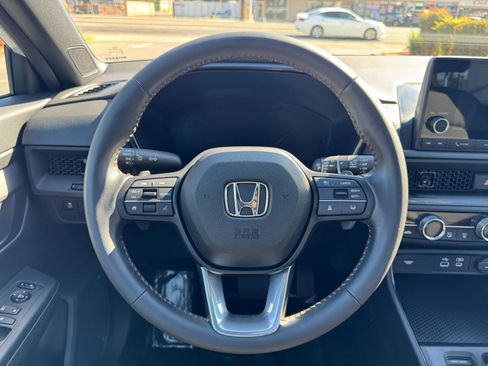 Used 2025 Honda CR-V Sport image 21