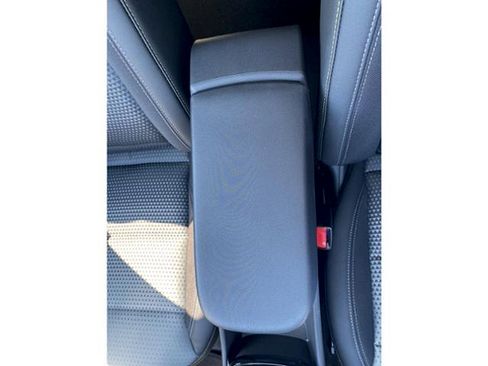 New 2026 Chevrolet Trax LT w/ Sunroof Package FWD image 32
