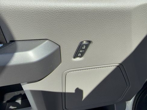 Certified 2018 Ford F150 XLT RWD image 11