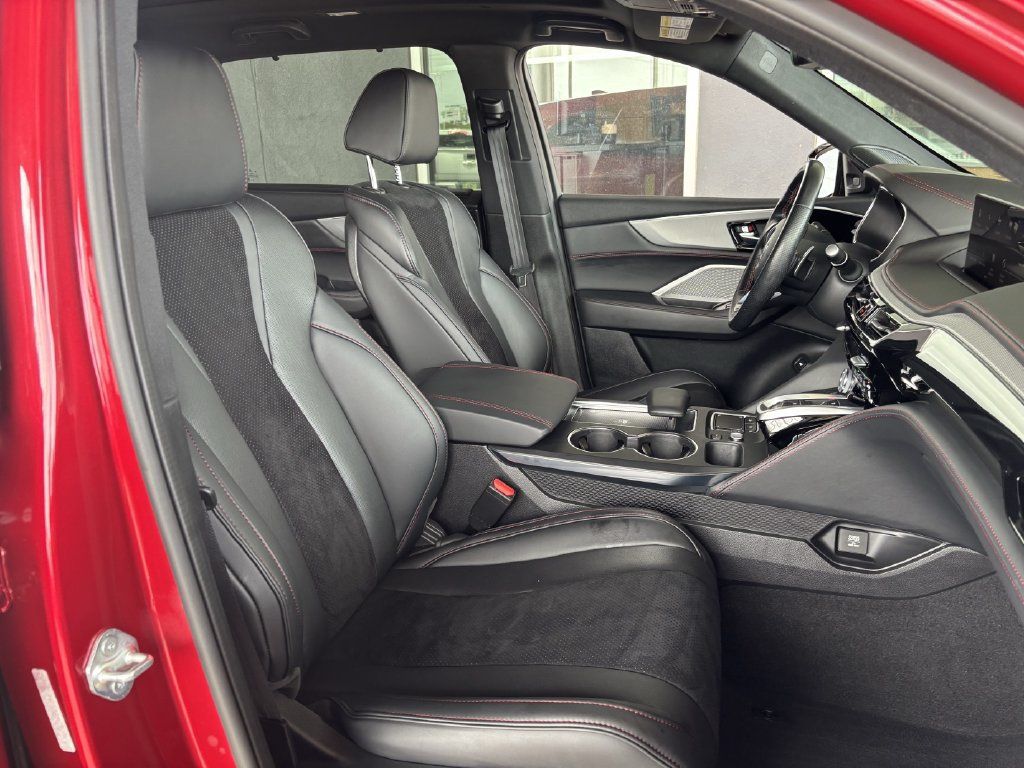 Used 2023 Acura MDX A-Spec AWD/4WD image 27