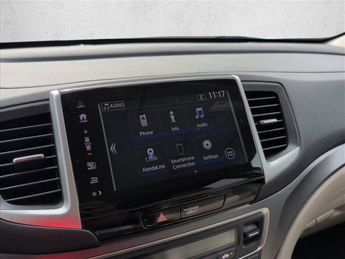 Used 2017 Honda Pilot EX-L image 13