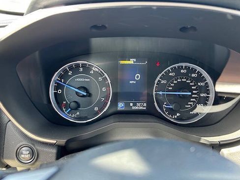 Used 2020 Subaru Ascent Limited w/ Technology Package AWD/4WD image 9