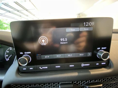 New 2025 Honda HR-V Sport image 12