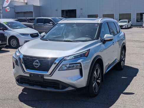 Used 2023 Nissan Rogue SL w/ SL Premium Package AWD/4WD image 10