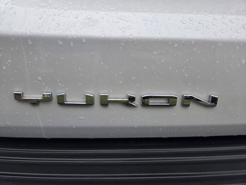 Used 2025 GMC Yukon Denali w/ Sun & Power Step Package image 42