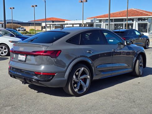 Used 2024 Audi SQ8 e-tron Premium Plus w/ Black Optic Package image 4
