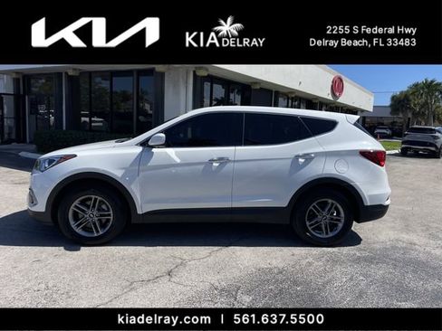 Used 2018 Hyundai Santa Fe Sport image 5