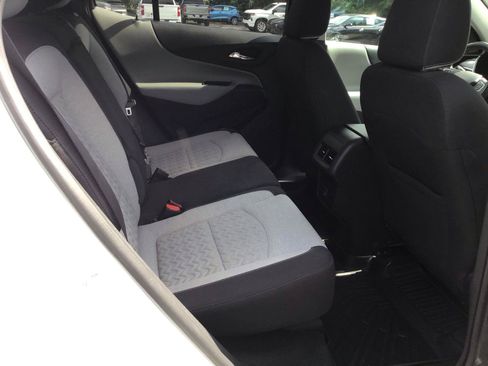 Used 2022 Chevrolet Equinox LT FWD image 5