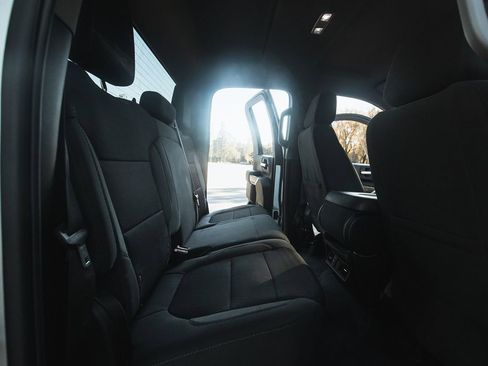 Used 2023 GMC Sierra 2500 SLE w/ SLE Convenience Package image 26