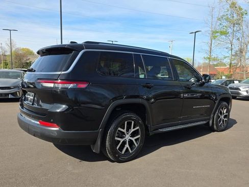 Used 2023 Jeep Grand Cherokee L Limited w/ Luxury Tech Group II image 5