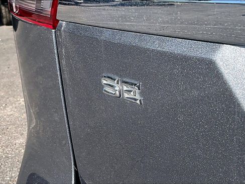 Used 2019 Volkswagen Atlas SE w/ Panoramic Sunroof Package image 9