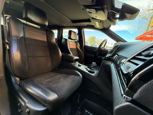 Used 2020 Jeep Grand Cherokee Trailhawk image 35