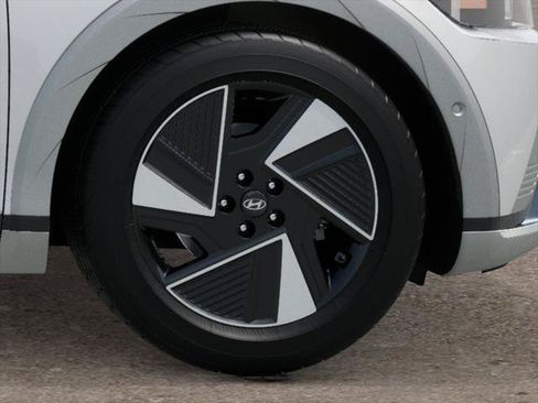 New 2027 Hyundai Ioniq 5 Limited RWD image 8