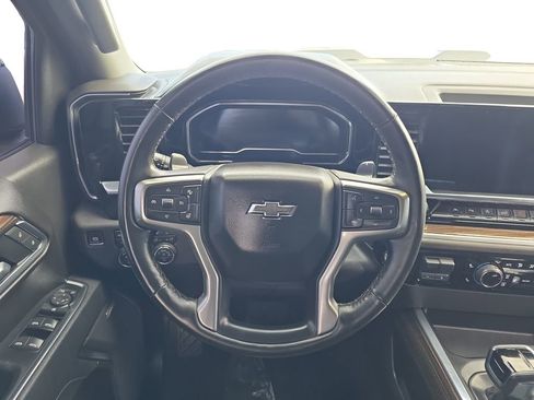 Used 2025 Chevrolet Silverado 1500 LT Trail Boss w/ LT Trail Boss Premium Package image 14