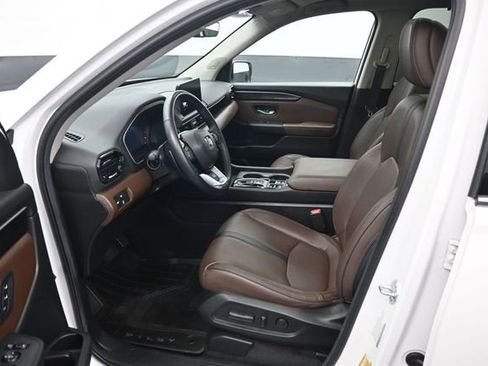 Certified 2025 Honda Pilot Elite image 9