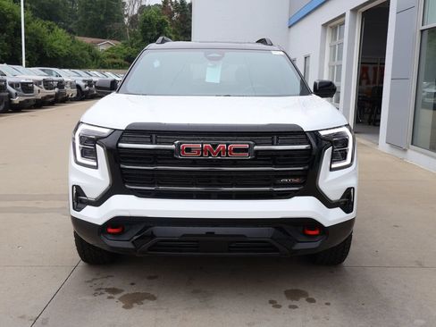 New 2027 GMC Terrain AT4 w/ Convenience Package III AWD/4WD image 5