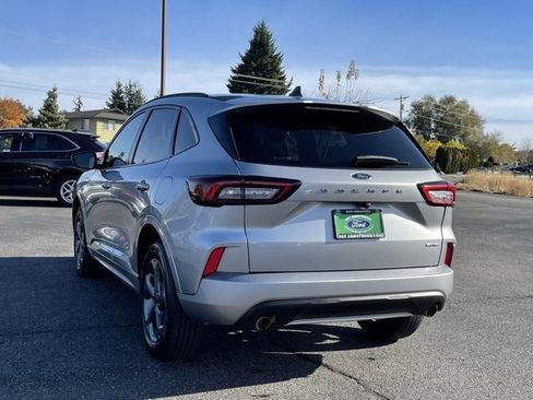 Used 2024 Ford Escape ST-Line image 3