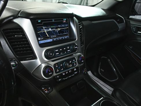 Used 2017 GMC Yukon SLT w/ Open Road Package image 40