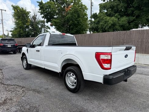 Used 2023 Ford F150 XL w/ Trailer Tow Package RWD image 7
