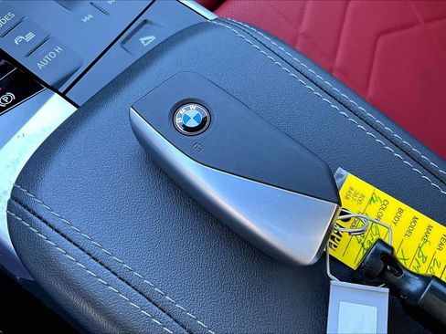 Certified 2025 BMW X1 xDrive28i image 14