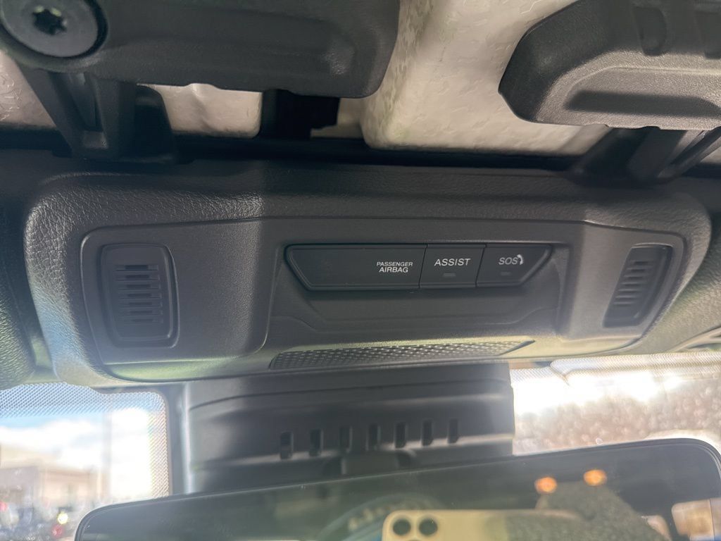Used 2025 Jeep Gladiator Sport AWD/4WD image 37