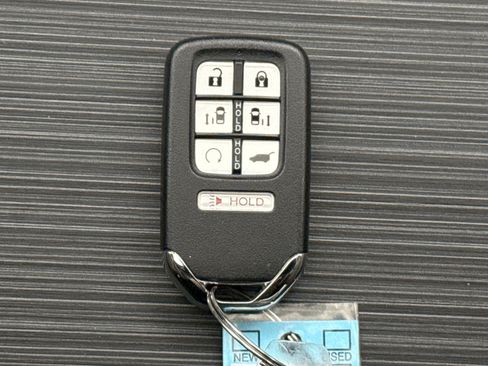 Used 2023 Honda Odyssey EX-L image 23