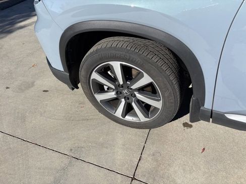 Certified 2024 Honda Pilot Touring image 10