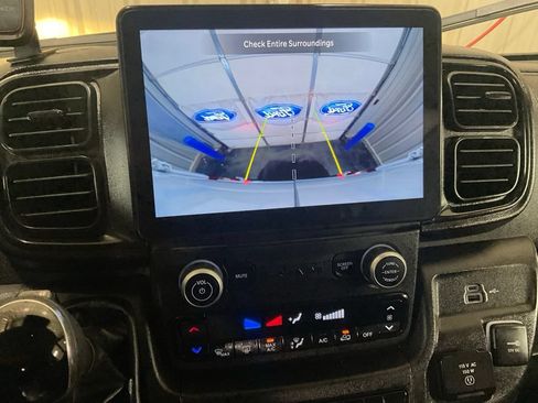 Used 2024 RAM ProMaster 3500 w/ Premium Convenience Group FWD image 19