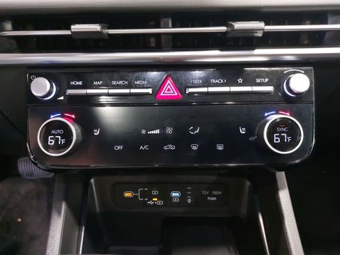 Certified 2025 Hyundai Santa Cruz SEL image 21