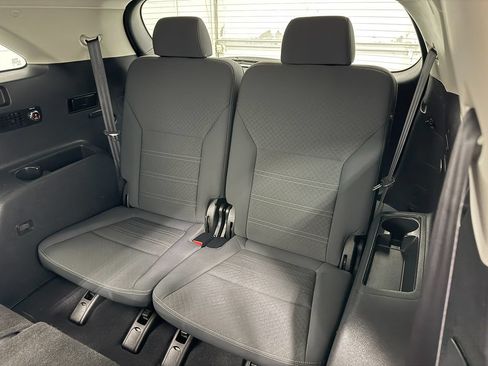 Used 2016 Kia Sorento LX w/ LX Convenience Package AWD/4WD image 12