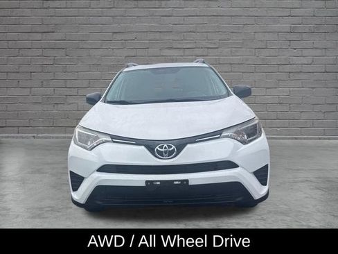 Used 2016 Toyota RAV4 LE AWD/4WD image 8