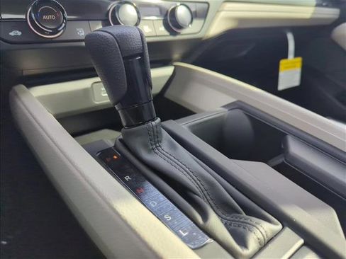 New 2025 Honda Accord SE image 18