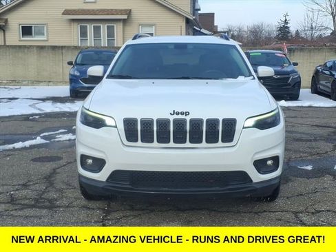 Used 2019 Jeep Cherokee Altitude image 2