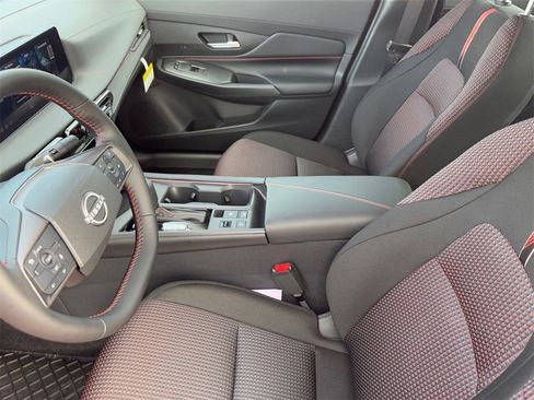 New 2026 Nissan Sentra SR image 19